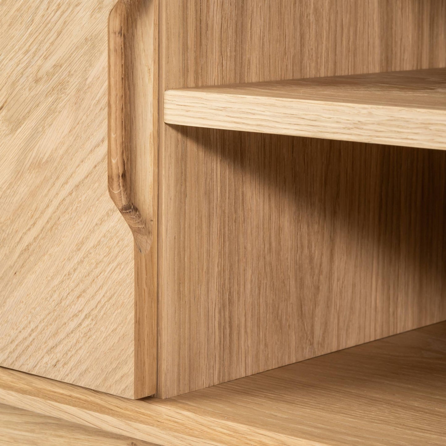 Bua Standard TV Unit