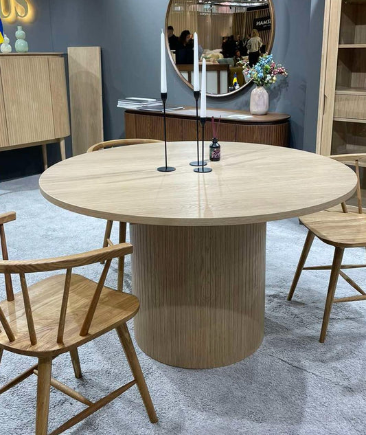 Table 02 - 1300 Round Extending Table- Natural