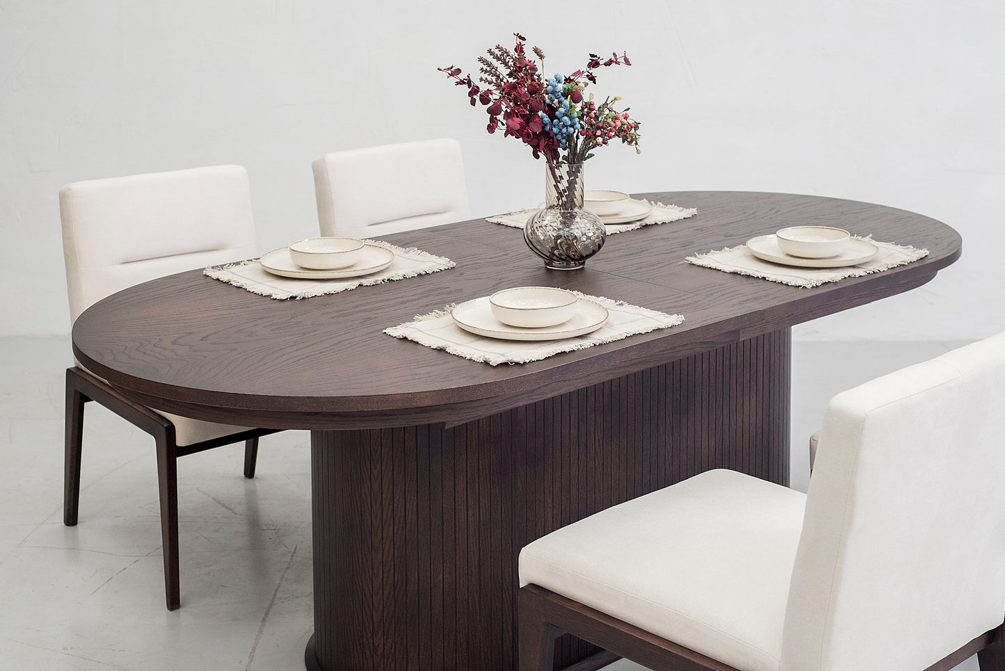 Table 06- 2100 Oval Extending Table 2100 (+600)-Bordo