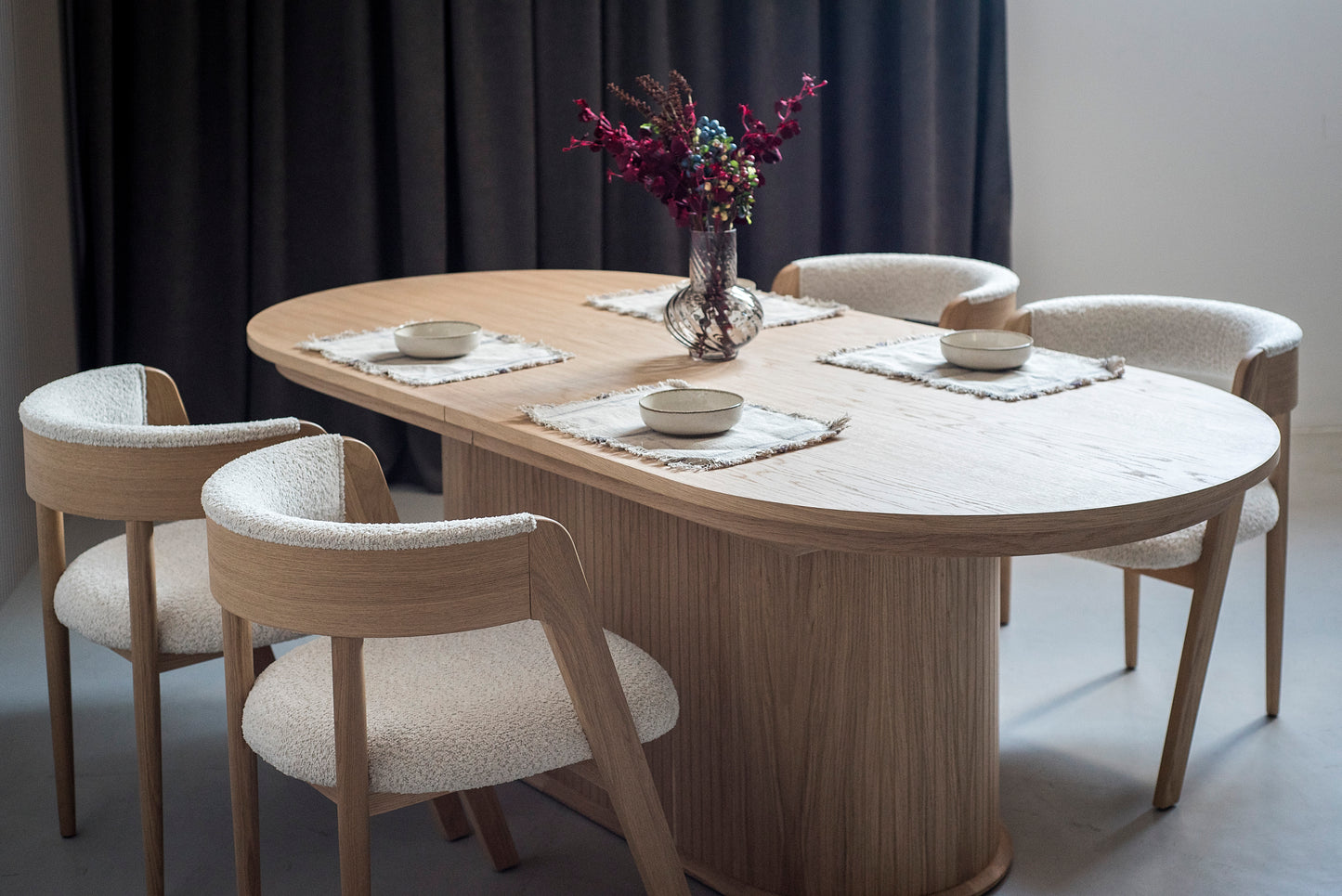 Table 06- 2100 Oval Extending Table 2100 (+600)-Natural