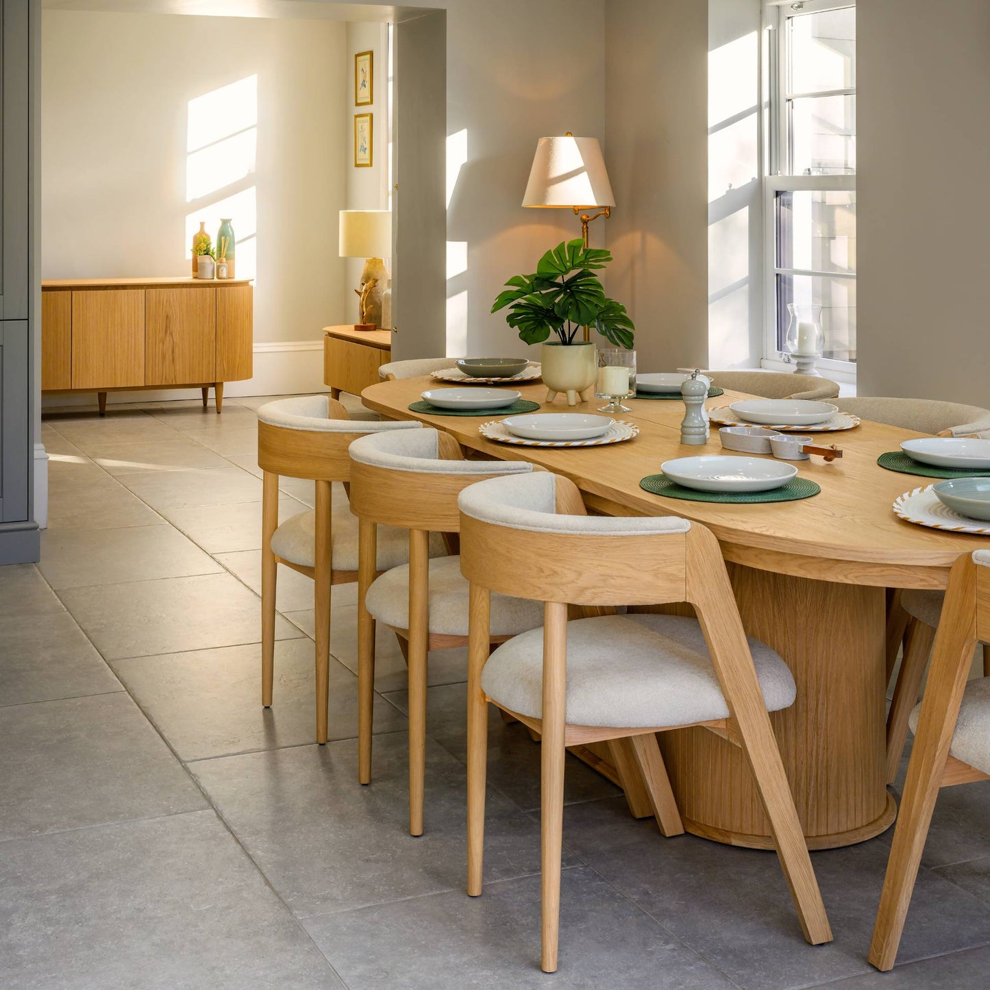 Ivy 2100 Oval Extending Dining Table